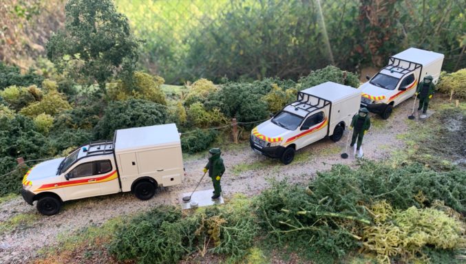 NISSAN BAROUD DÉMINAGE